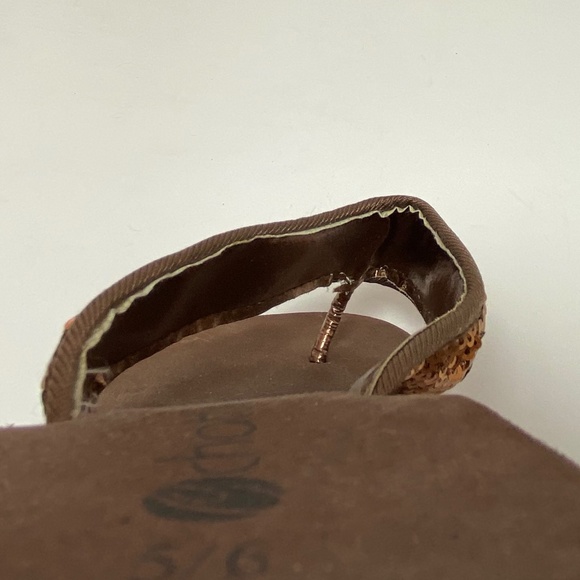 Sparkle Sequin Flip Flops Women's Size: 5/6 FREE w/bundle - Picture 10 of 11